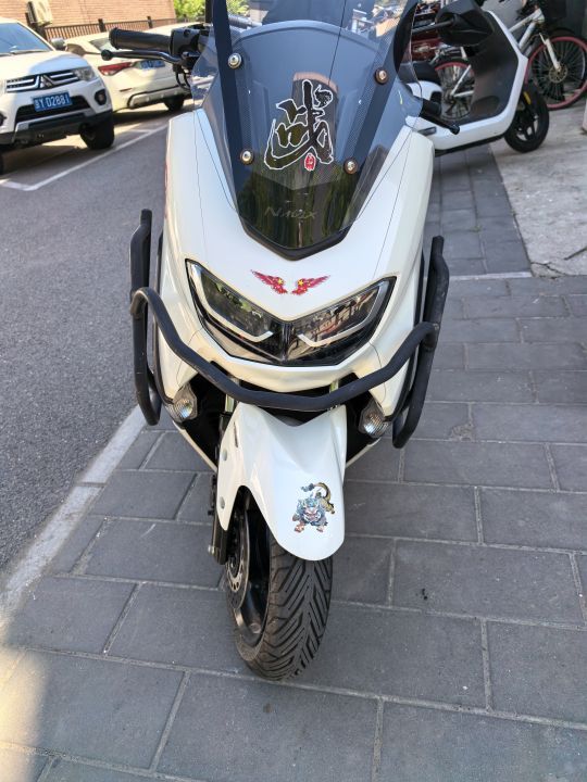 雅马哈 NMAX