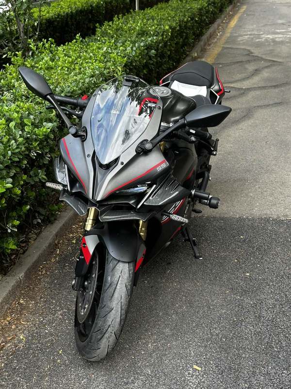 QJMOTOR 赛600