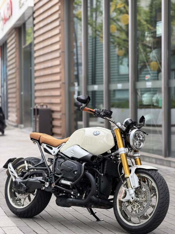 宝马 R NineT