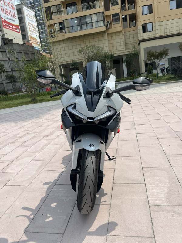 春风 675SR