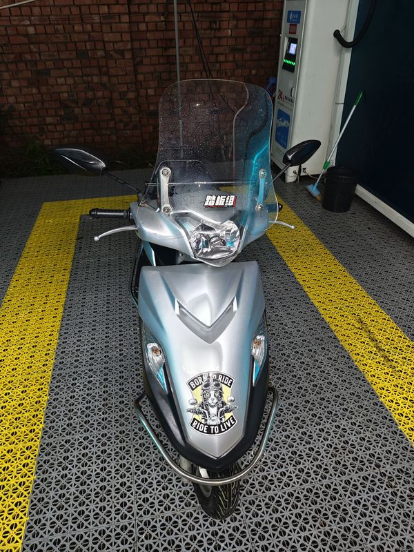 豪爵 VF125