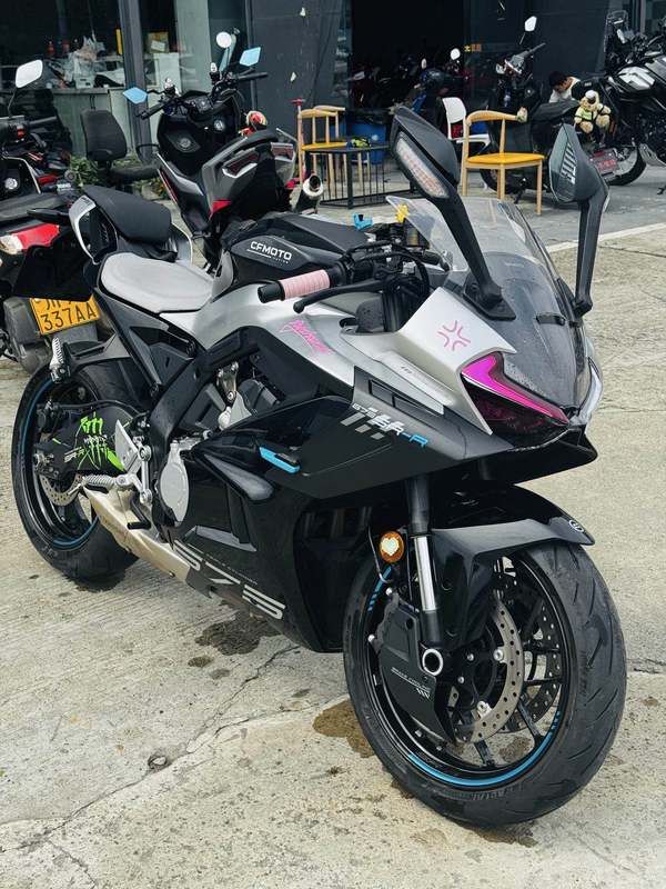 春风 675SR
