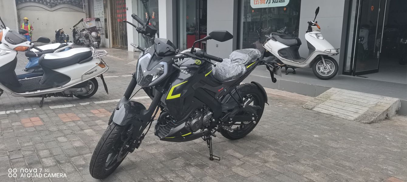 贝纳利 小迅龙 BN150S
