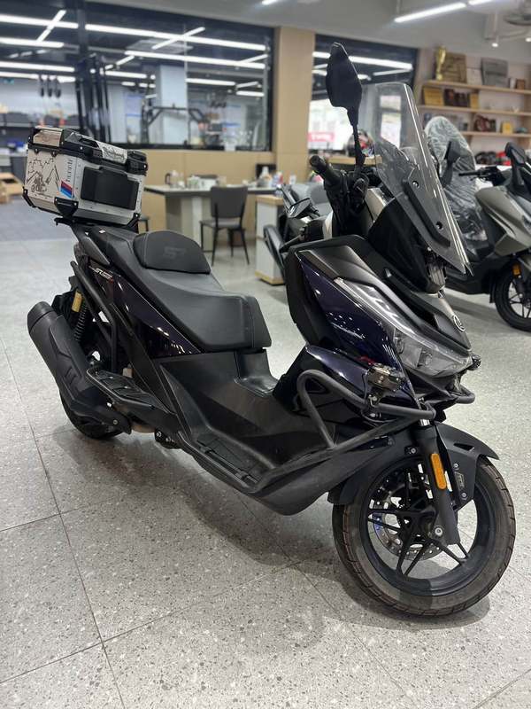 无极 SR250GT