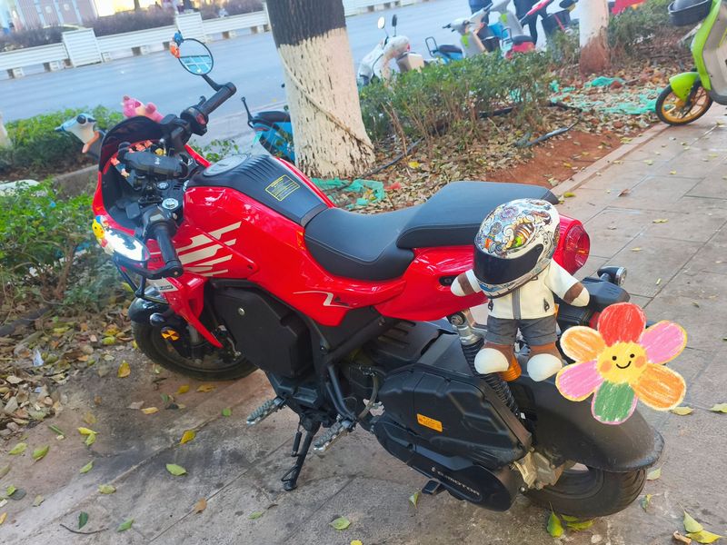 QJMOTOR 小飞侠