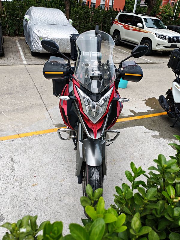 五羊本田 猛鸷 CB190X