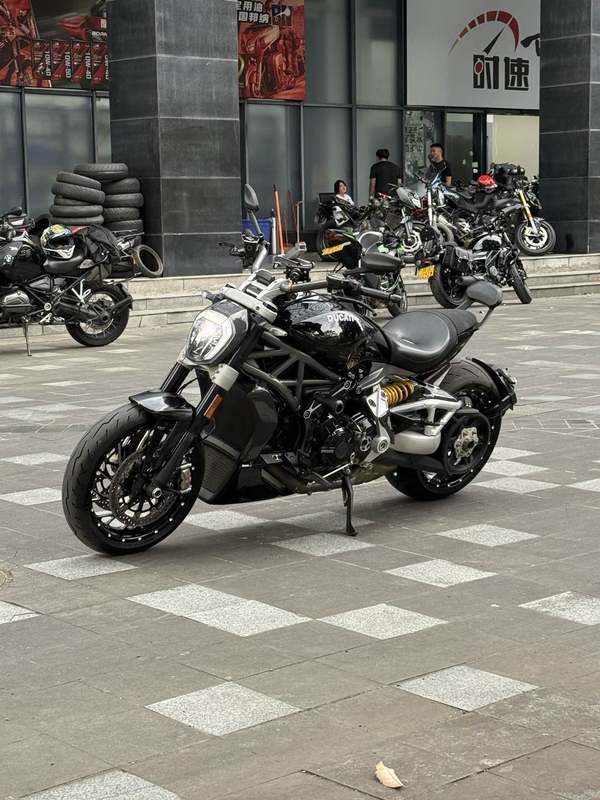 杜卡迪 XDiavel