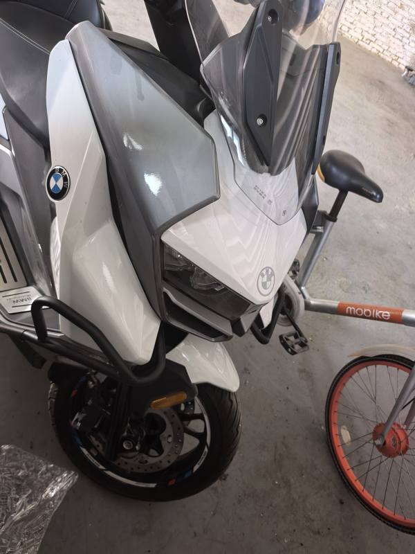 宝马 C 400