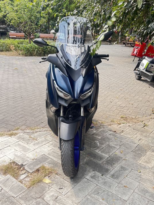 雅马哈 XMAX