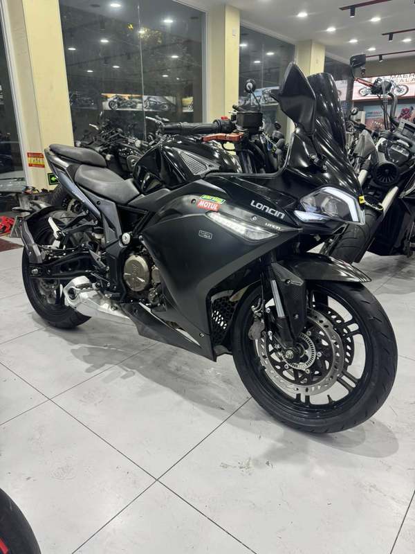 无极 300RR
