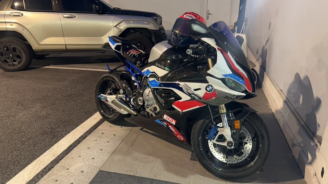 宝马 S 1000 RR