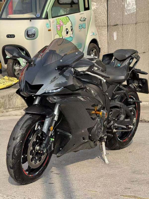摩箭 800RR