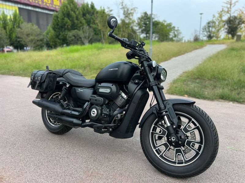QJMOTOR 闪250