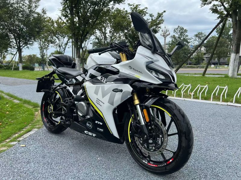 春风 250SR