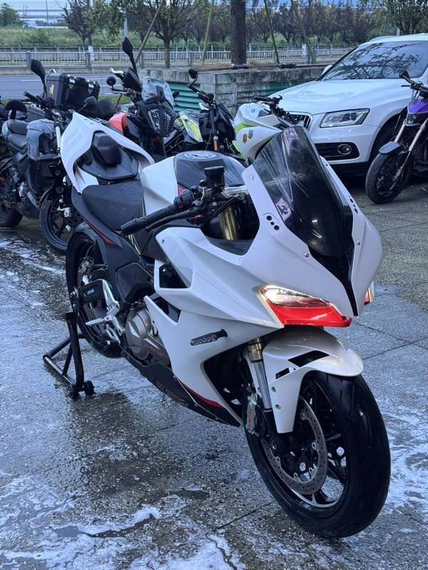 QJMOTOR 赛550
