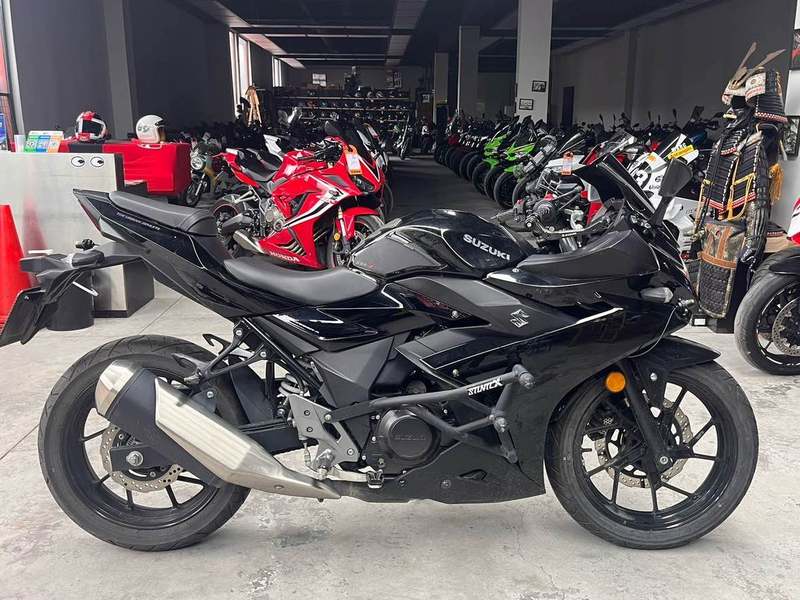 豪爵铃木 GSX250R