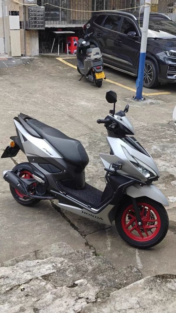新大洲本田 NS125RX
