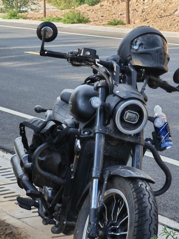 QJMOTOR 闪600