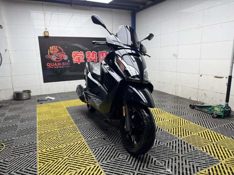 宗申比亚乔 X7