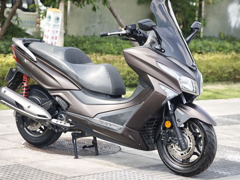 光阳 赛艇 250
