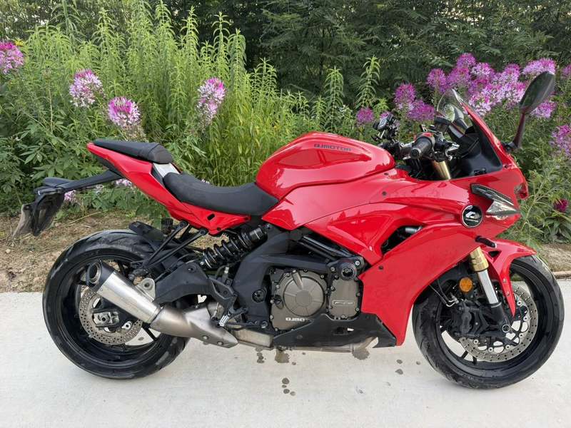 QJMOTOR 赛600