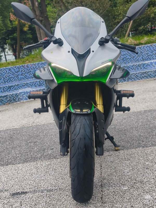 QJMOTOR 赛600