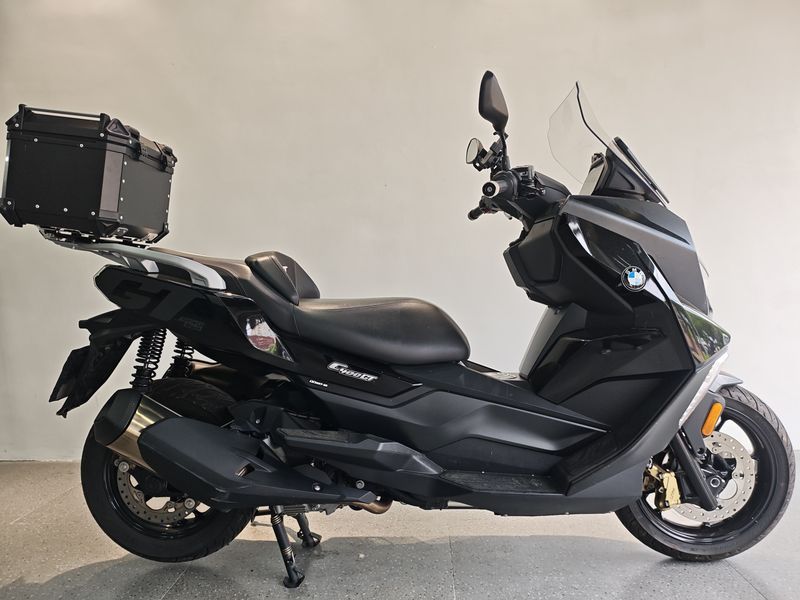 宝马 C 400