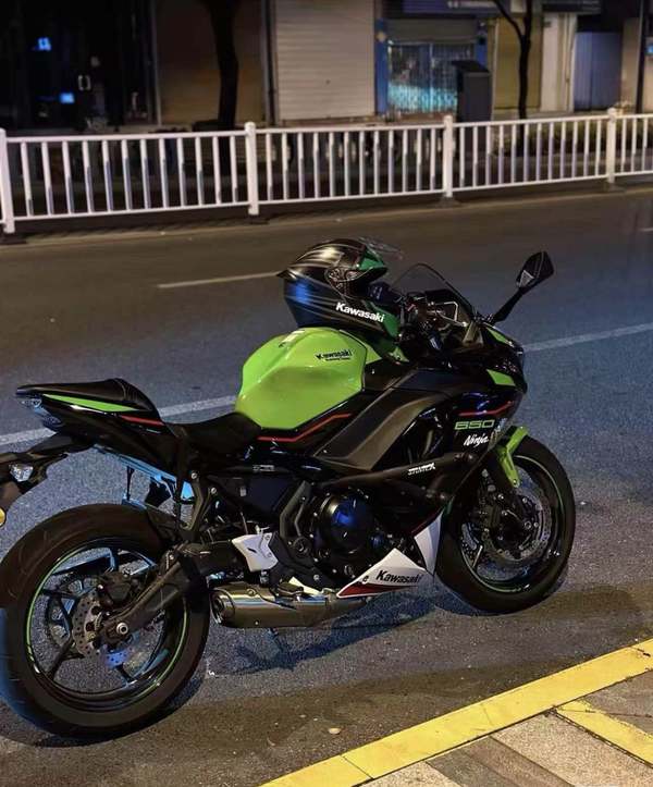 川崎 Ninja 650 