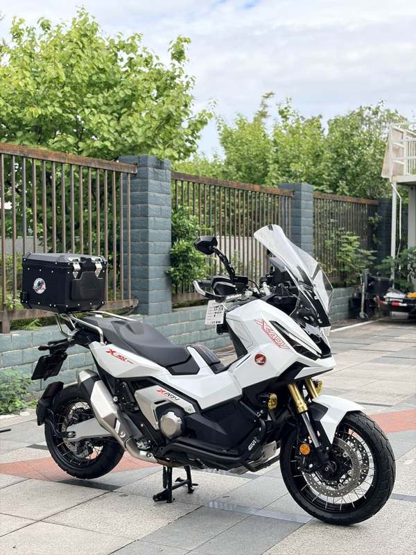 本田DREAMWING X-ADV 750