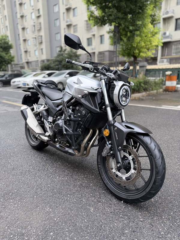 本田WING CB400F