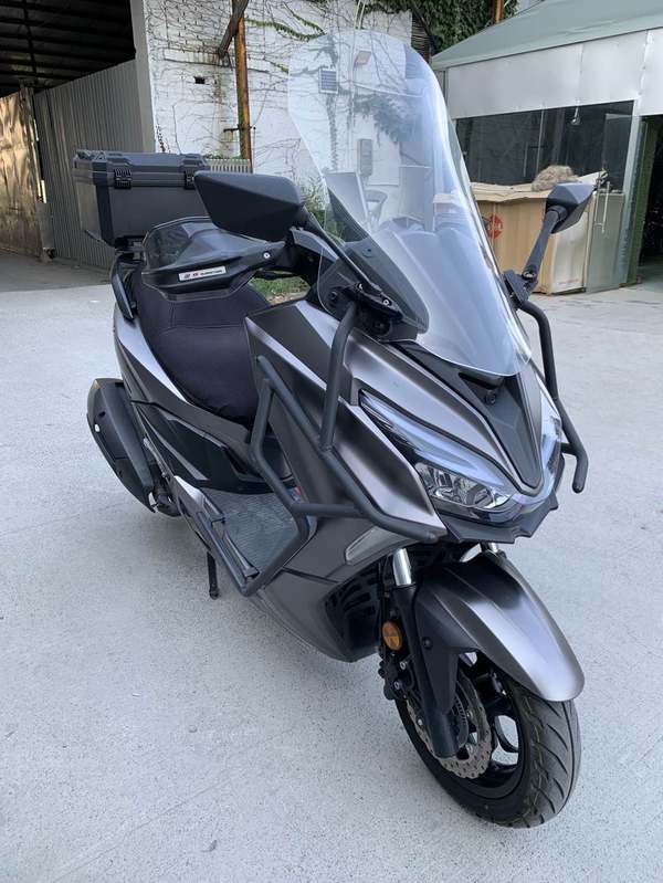 QJMOTOR 鸿250