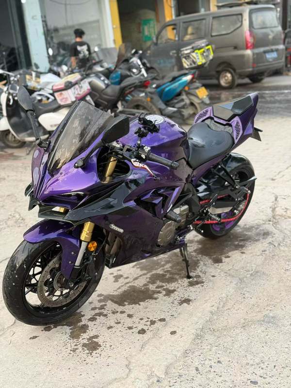 QJMOTOR 赛600