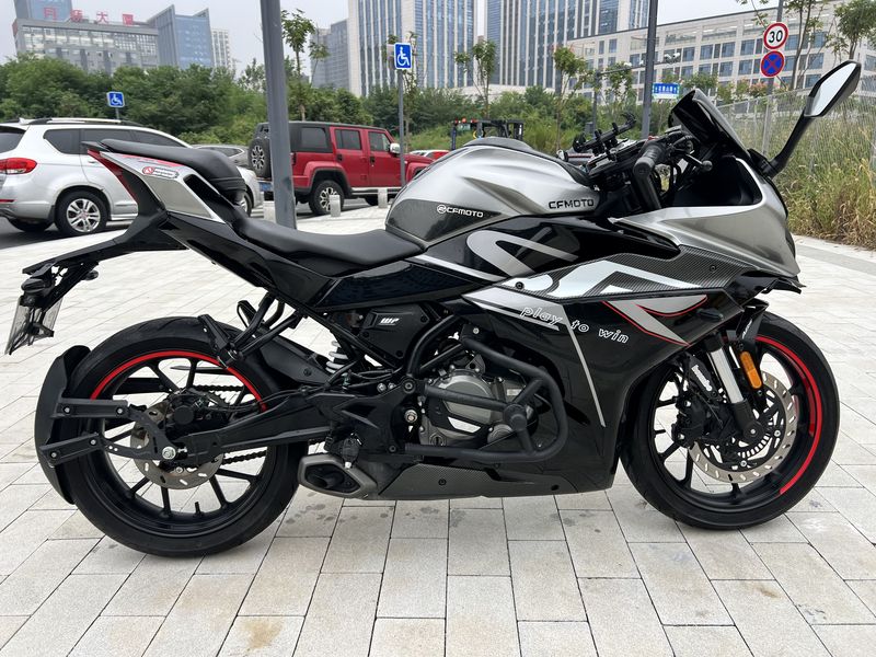 春风 250SR