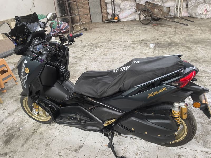 雅马哈 XMAX