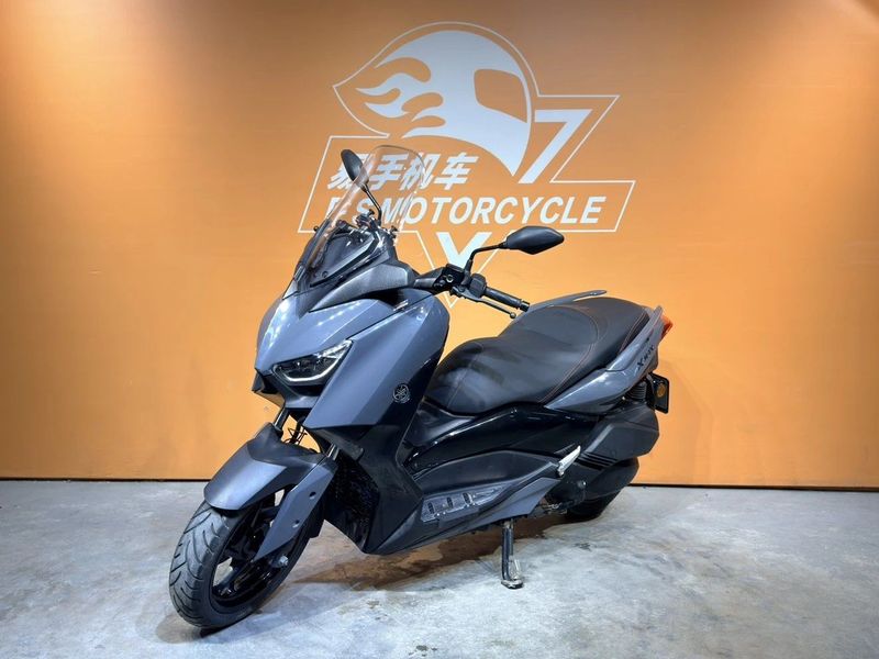 雅马哈 XMAX