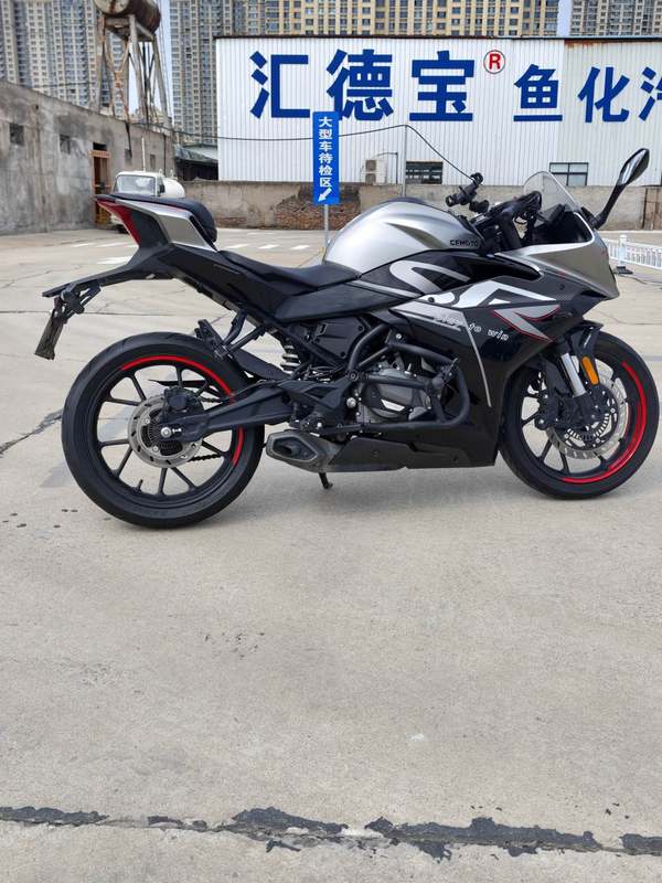 春风 250SR