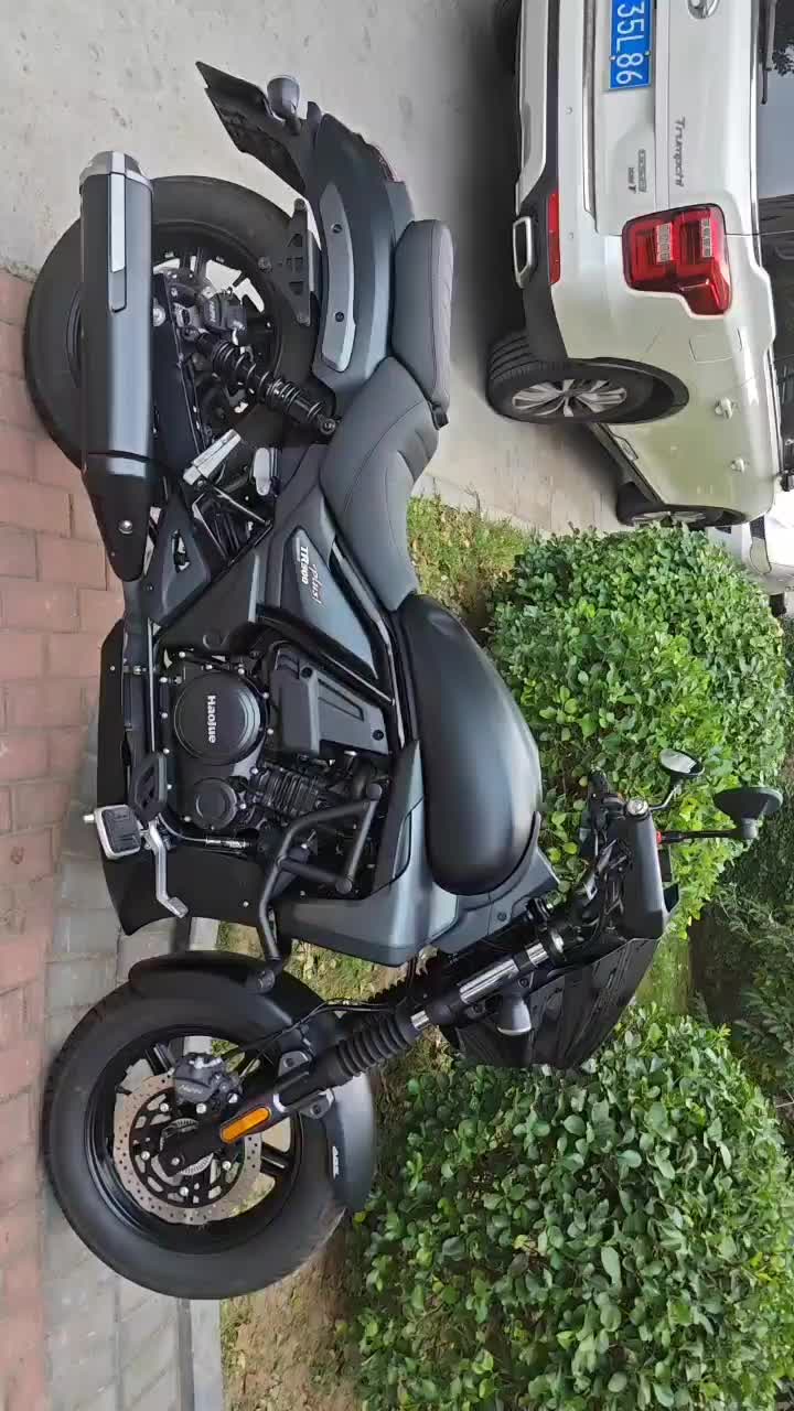 豪爵 TR300
