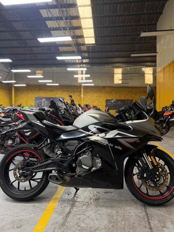 春风 250SR