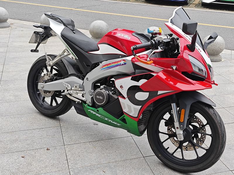 宗申阿普利亚 GPR250R