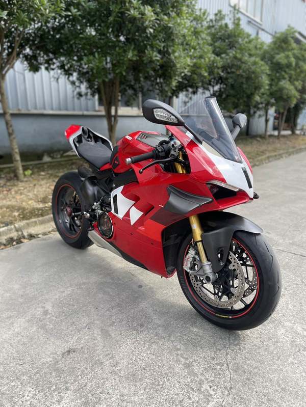 杜卡迪 Panigale V4