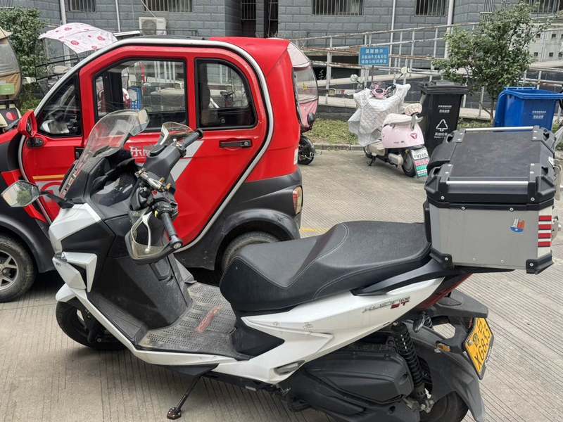 光阳 赛艇 ST250