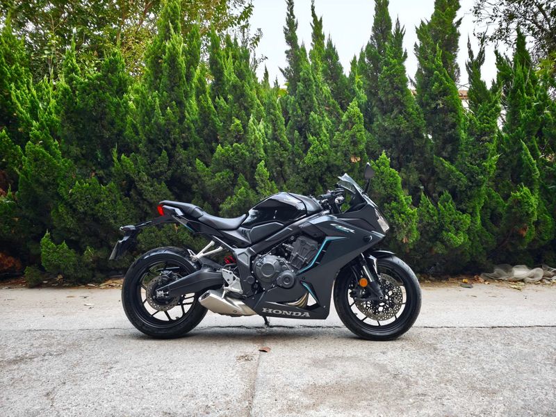 本田DREAMWING CBR650R