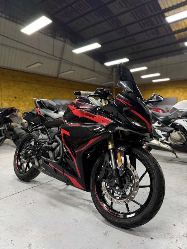 春风 250SR
