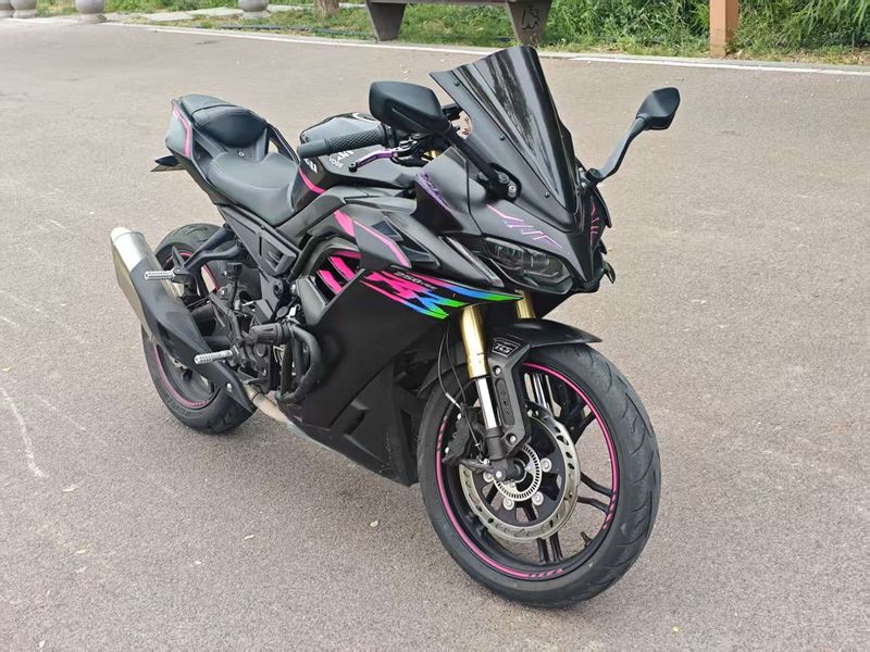 无极 250RR