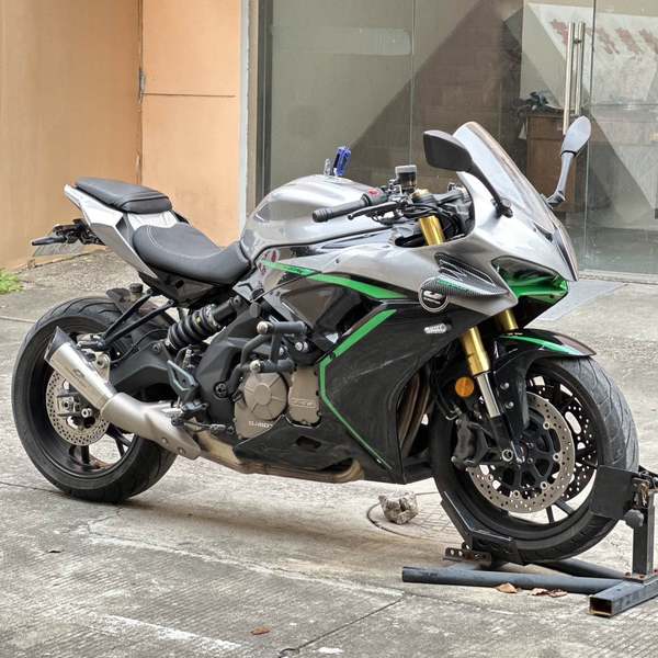 QJMOTOR 赛600