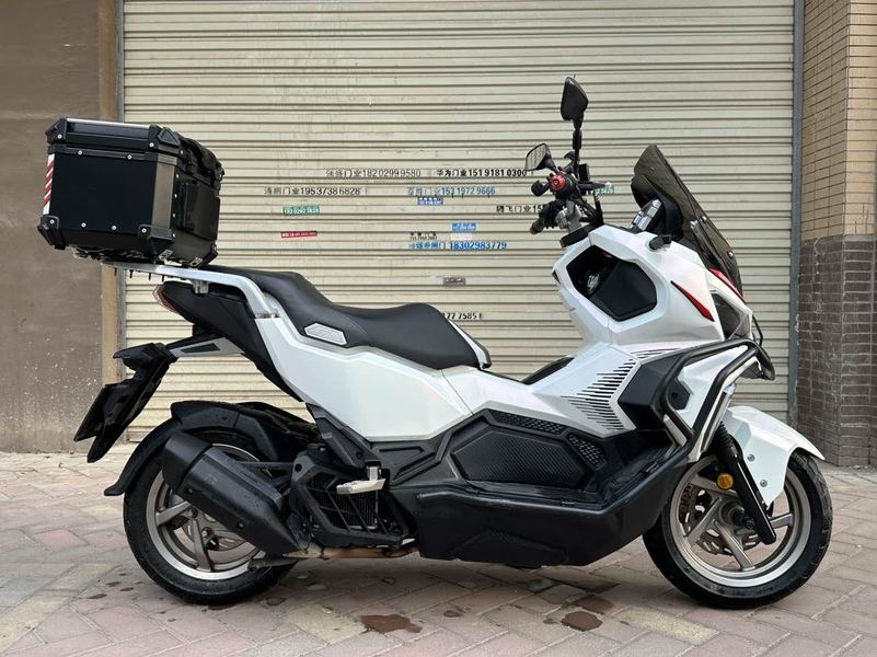 SYM三阳 Husky ADV 150