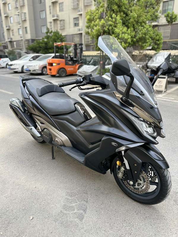 光阳 AK550