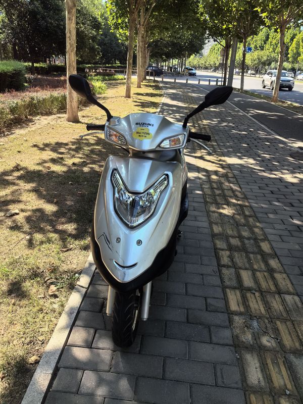 济南铃木 丽梦125
