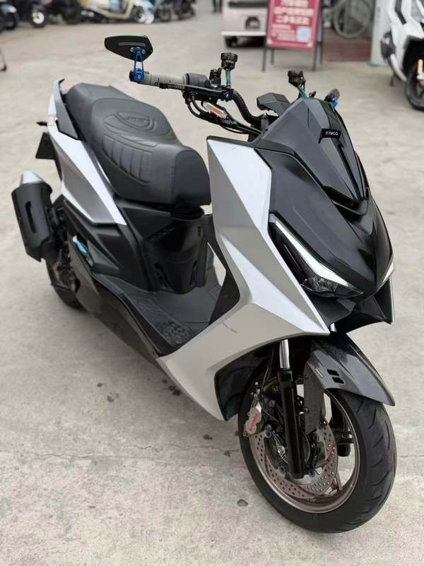 光阳 KRV180