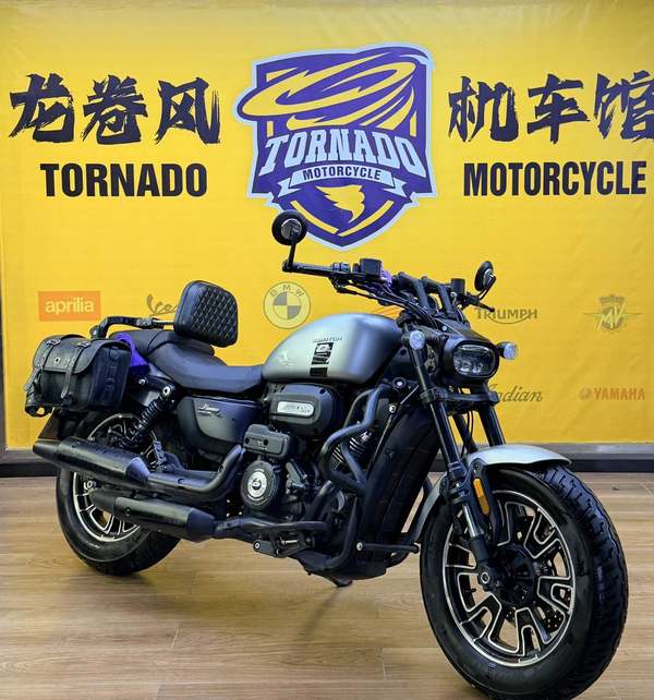 QJMOTOR 闪250